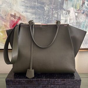 Fendi Olive Leather Handbag w/ pink interior